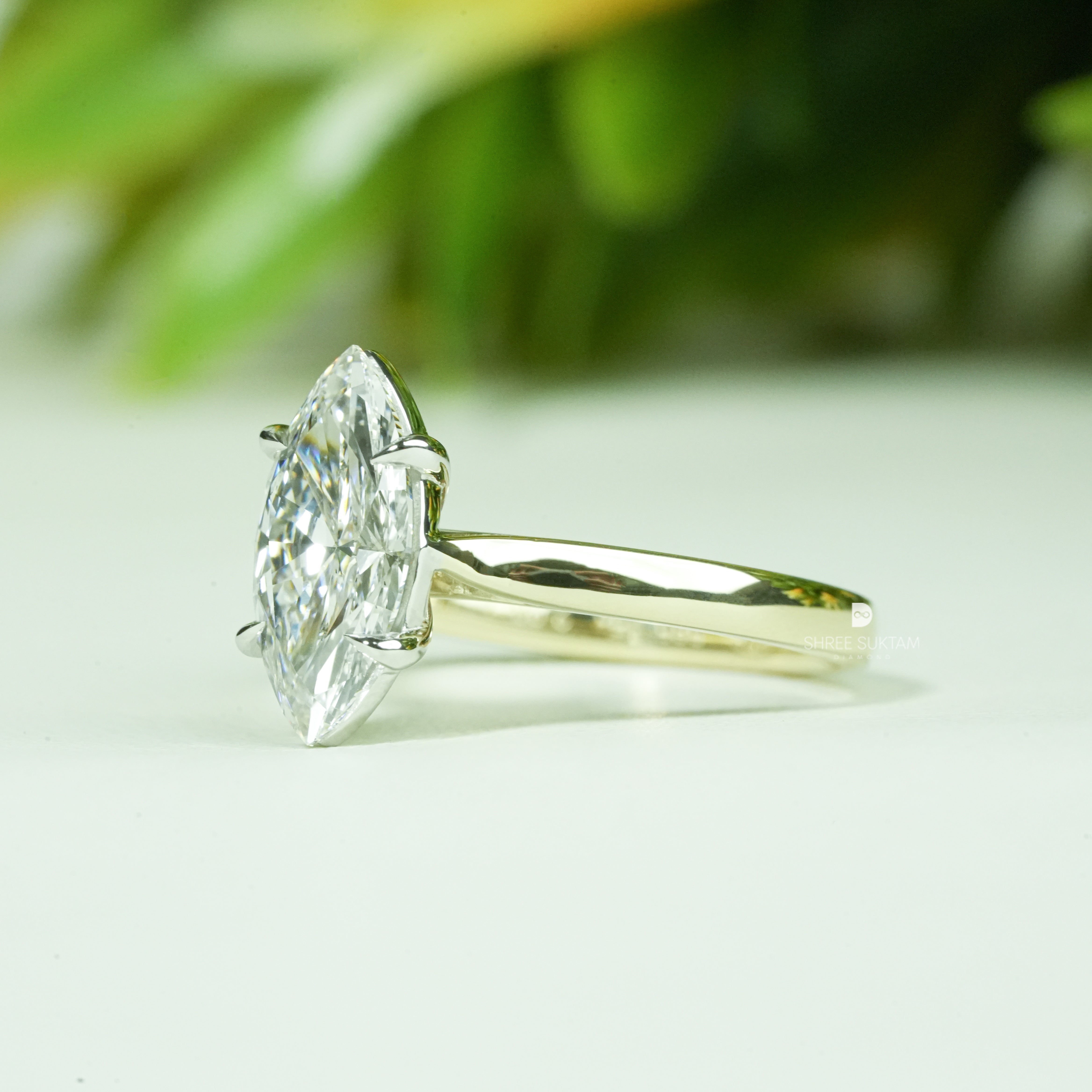 Brilliant Marquise Solitaire Diamond Ring Polished Band Four-Prong Setting Classic Minimalist Engagement Ring Timeless Fine Jewelry Design
