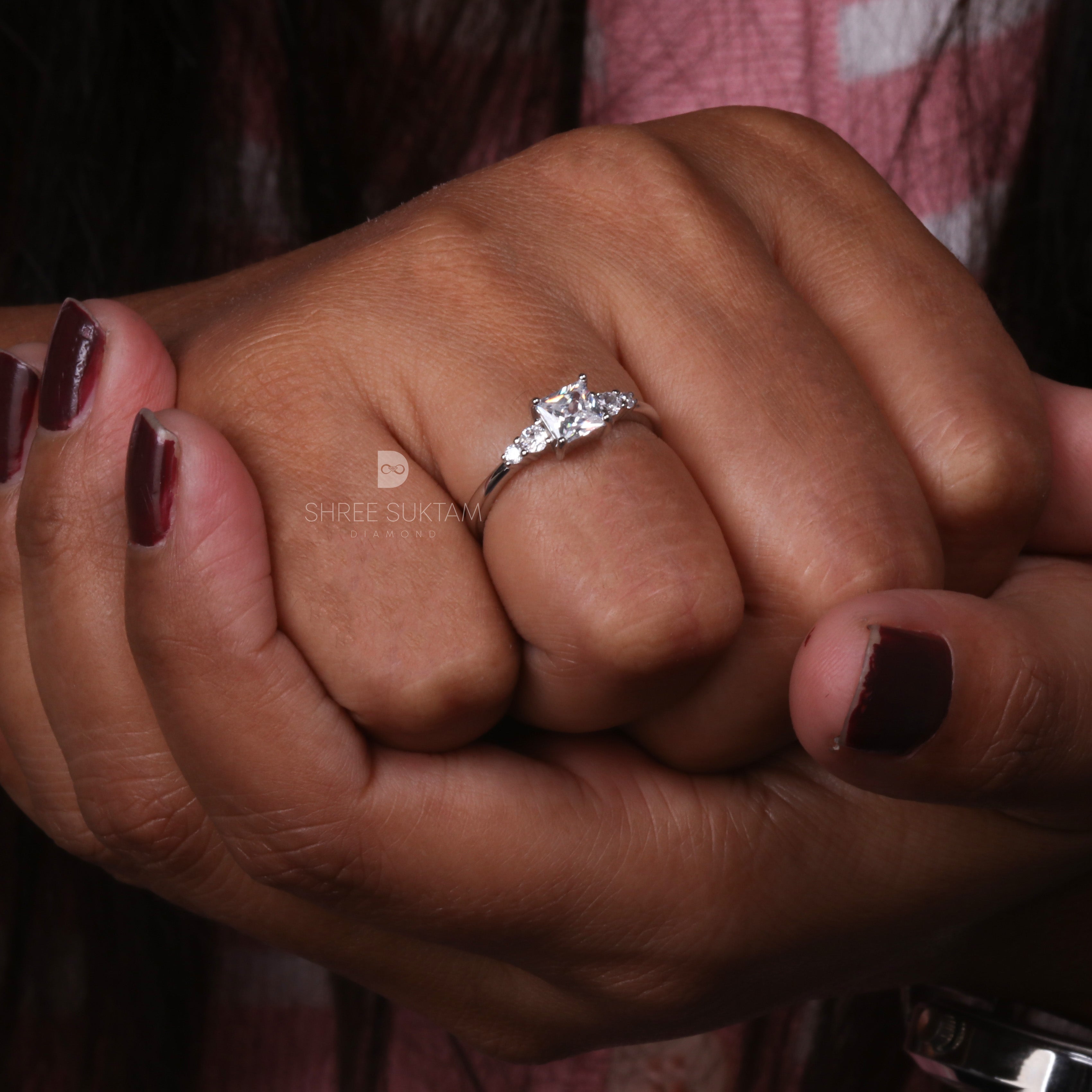 Princess Cut 1Carat Lab Grown Diamond Ring with Excellent Luster Engagement Ring 5 Stone Proposal Ring Anniversary Gift 18Kt Gold & Platinum