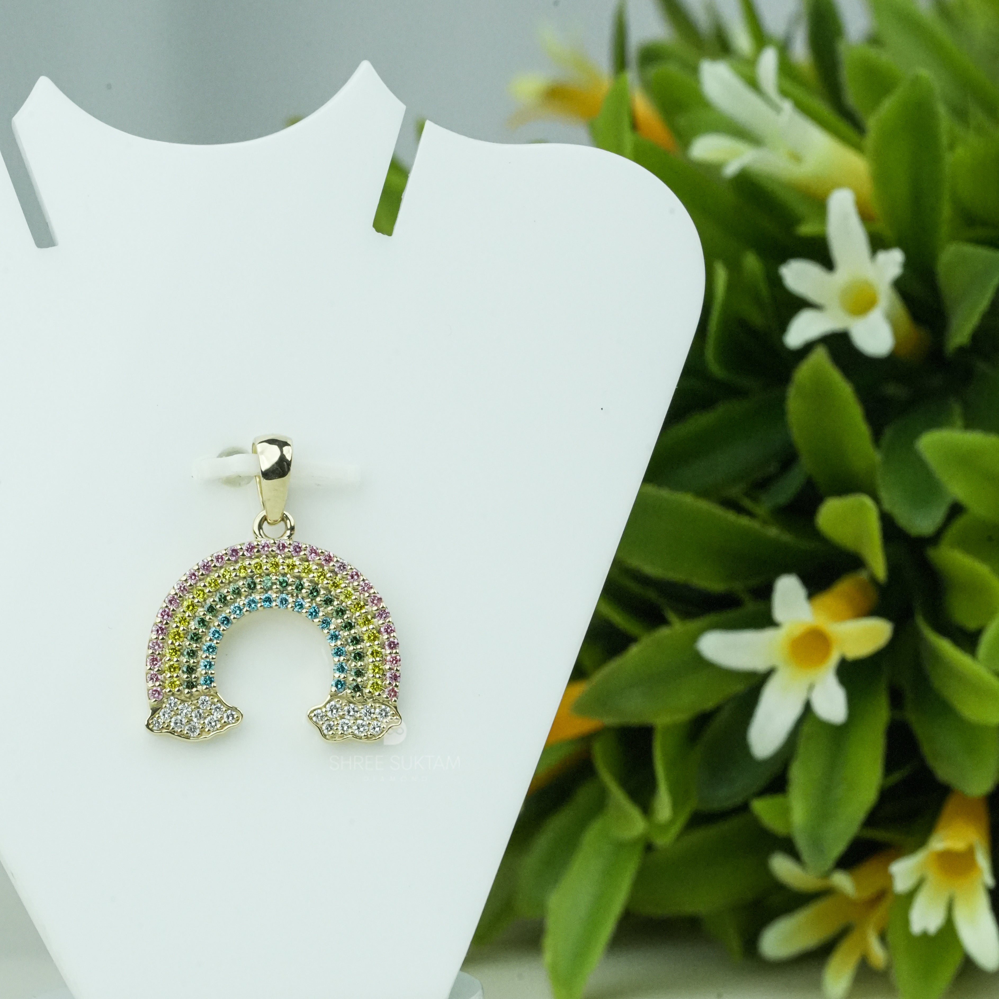 Round Lab Grown Rainbow Diamond Pendant Necklace Multicolor Cubic Zirconia Rainbow Charm Crystal Clouds Colorful Pride Jewelry Gift for Women Dainty Gold Pendant Charm Handmade Pendant