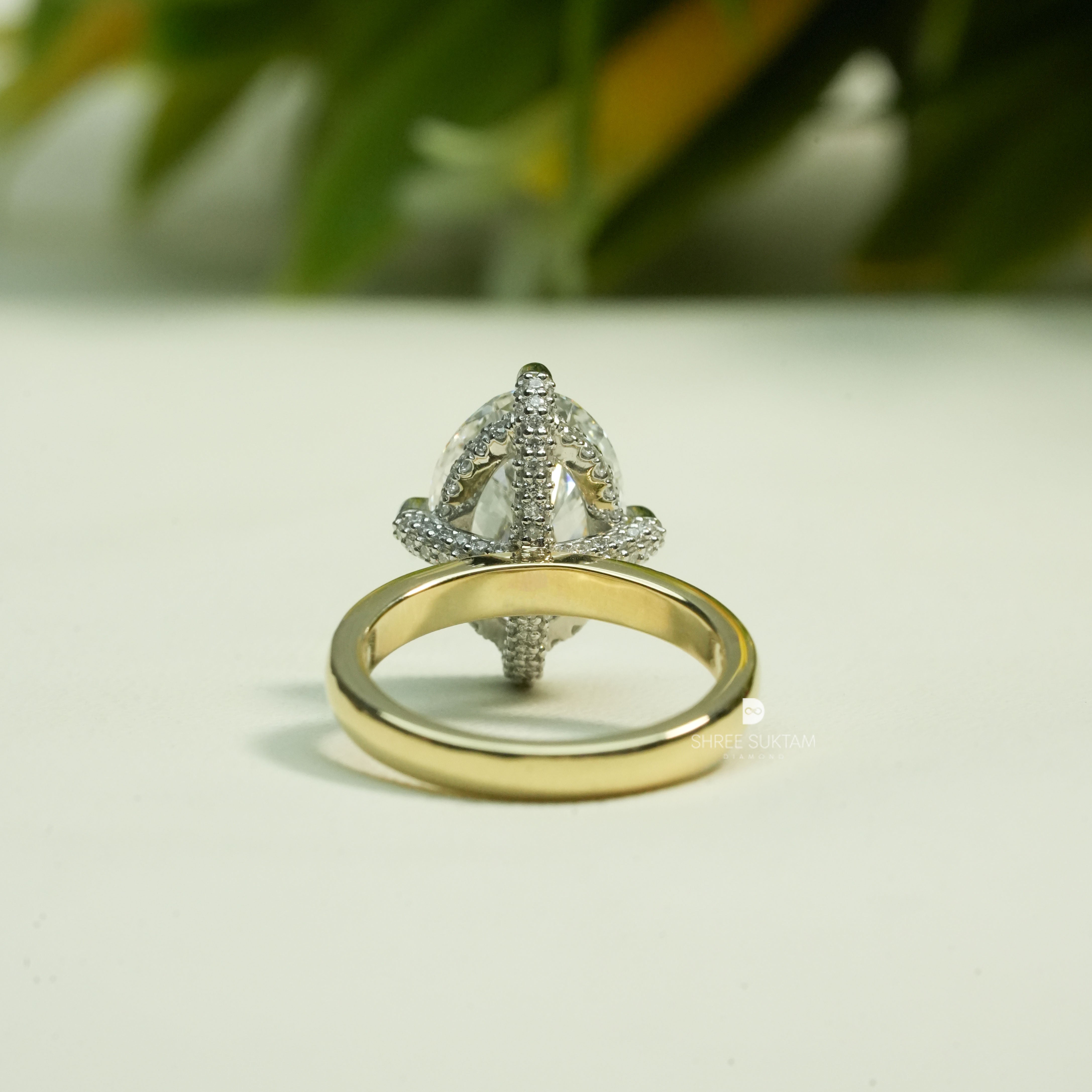 Oval Diamond Ring Lab Grown Diamond Ring Proposal Ring Unique Ring For Beautiful Women Luxury Oval Engagement Ring Minimal Elegant Diamond Ring