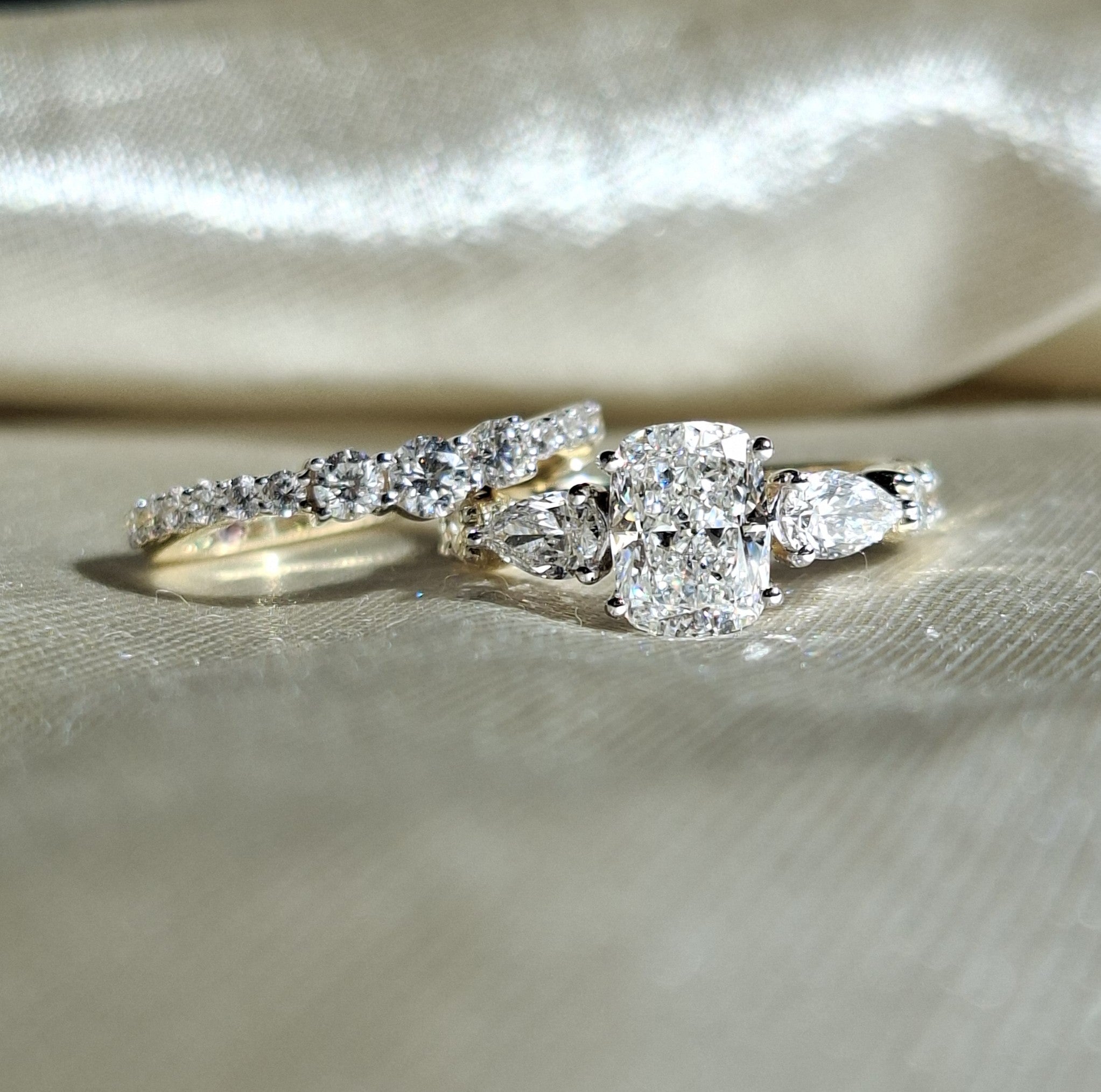 1.3 Carat Cushion Lab Grown Diamond Engagement Ring Set Pear Side Stone Diamond Wedding Ring Set Handamde jewelry Anniversary Gift for Her