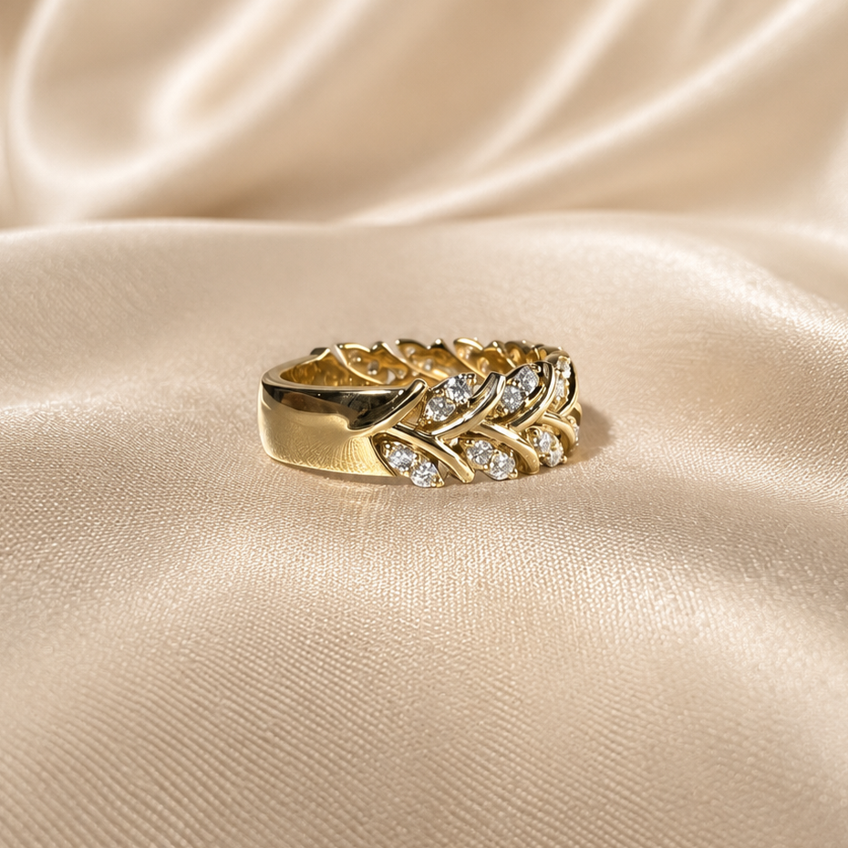 Round Lab Grown Diamond Leaf Ring Wedding Band Nature Inspired Diamond Ring Botanical Anniversary Band Diamond Stack Ring Handmade jewelry