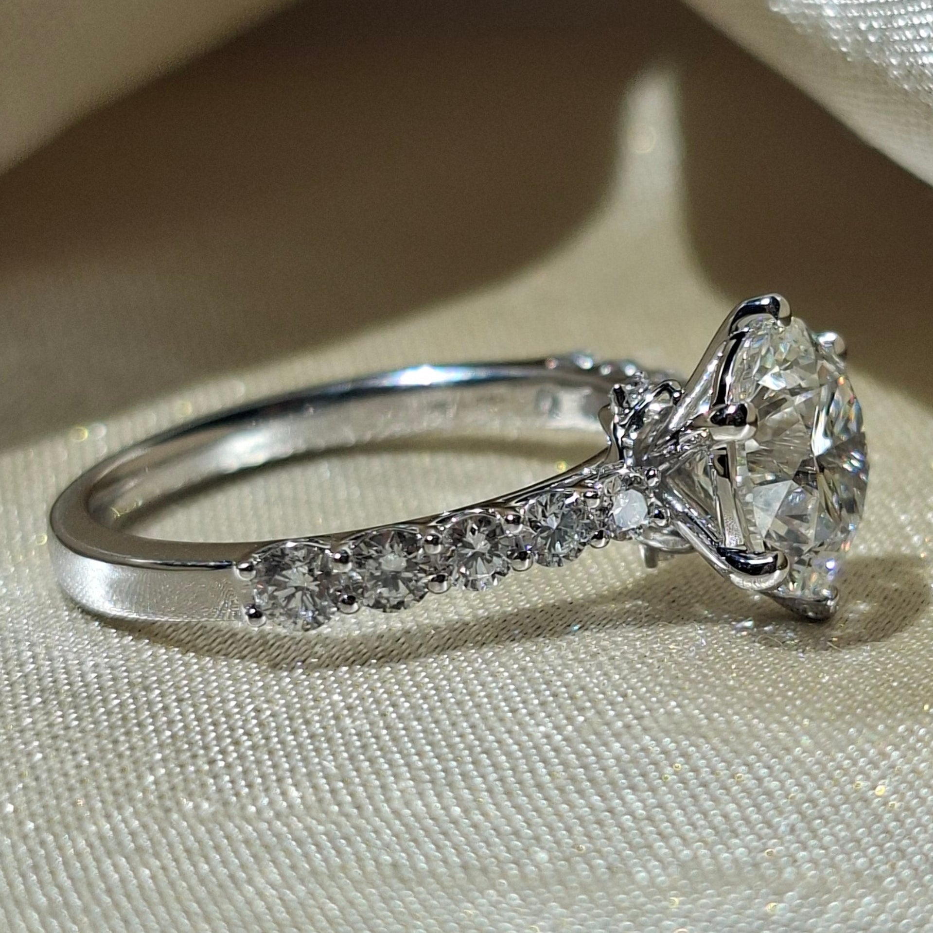 2 Carat Round Cut Lab Grown Diamond Engagement Ring Pavé Wedding Solitaire Promise Ring