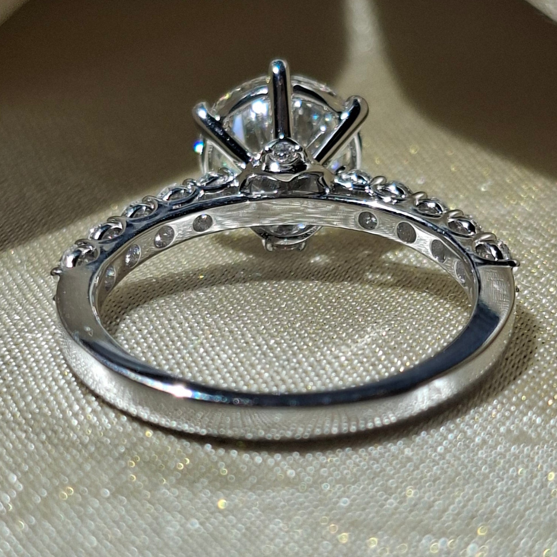 2 Carat Round Cut Lab Grown Diamond Engagement Ring Pavé Wedding Solitaire Promise Ring