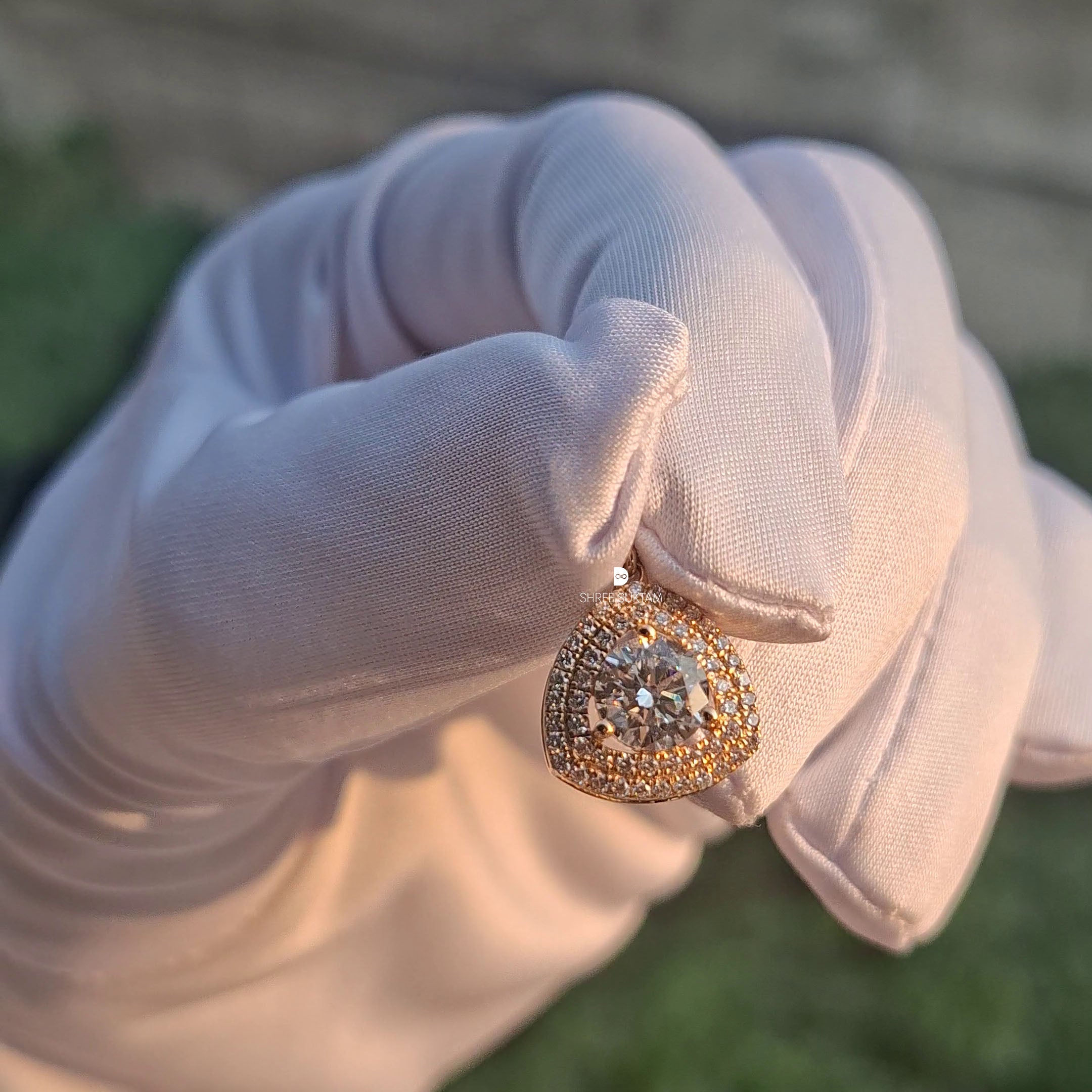 Luxury Pear Shape Halo Diamond Pendant Bridal Jewelry Gift Sparkling Statement Pendant for Women Handmade Pendant