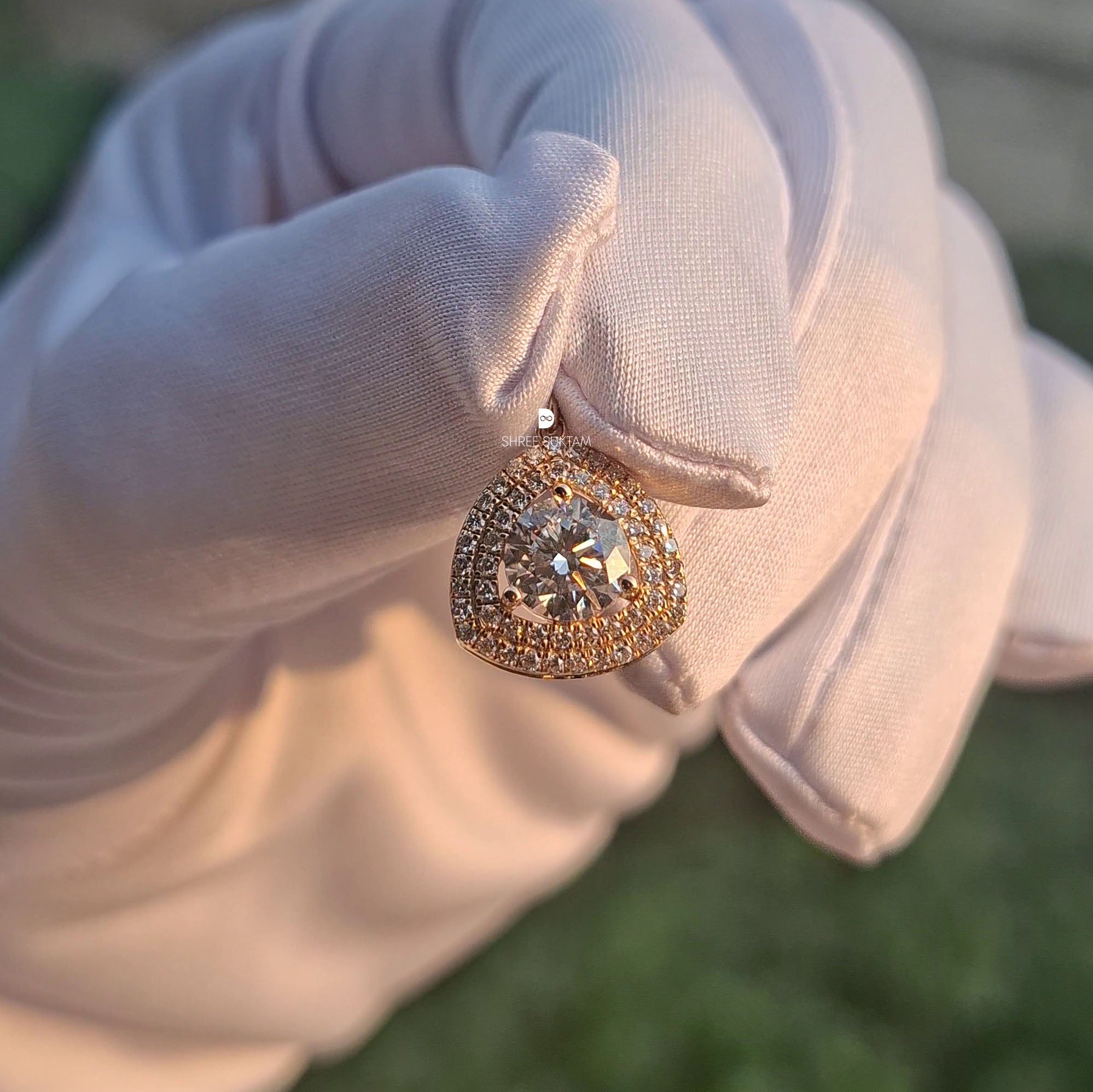 Luxury Pear Shape Halo Diamond Pendant Bridal Jewelry Gift Sparkling Statement Pendant for Women Handmade Pendant