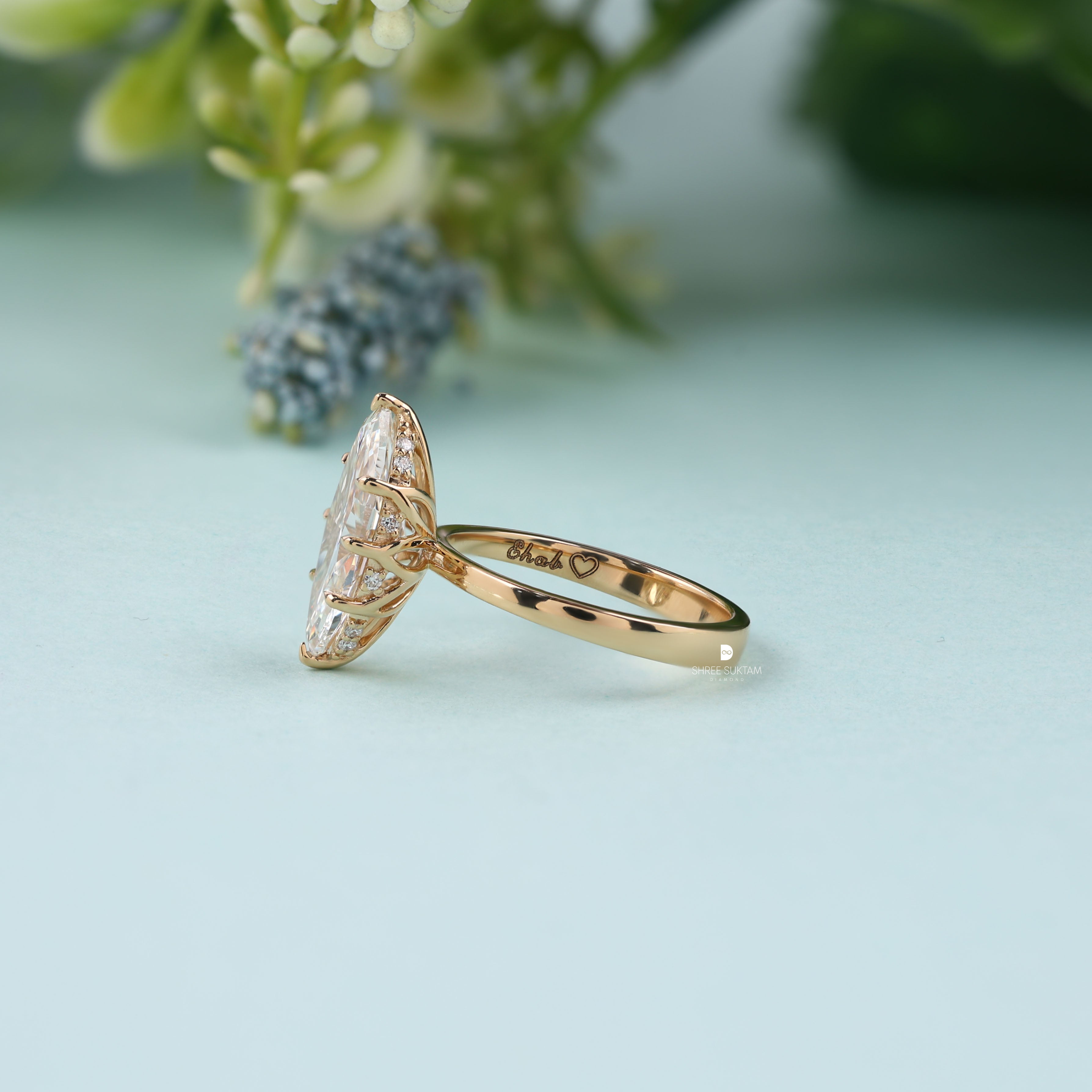 Marquise Diamond Engagement Ring Gold Solitaire Ring Elongated Diamond Ring Minimalist Bridal Ring Unique Promise Ring for Women Royal stylish Ring