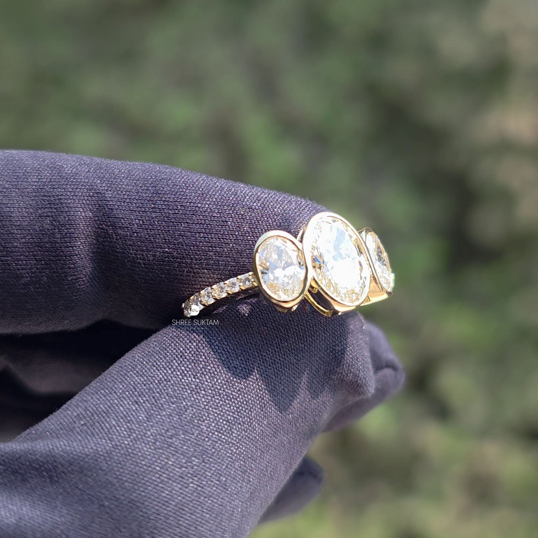 Oval Bezel Set Diamond Three Stone Ring Oval Engagement Ring Yellow Gold Diamond Ring Minimalist Bridal Ring Anniversary Gift